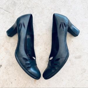 Etienne Aigner Ville Heels size 9